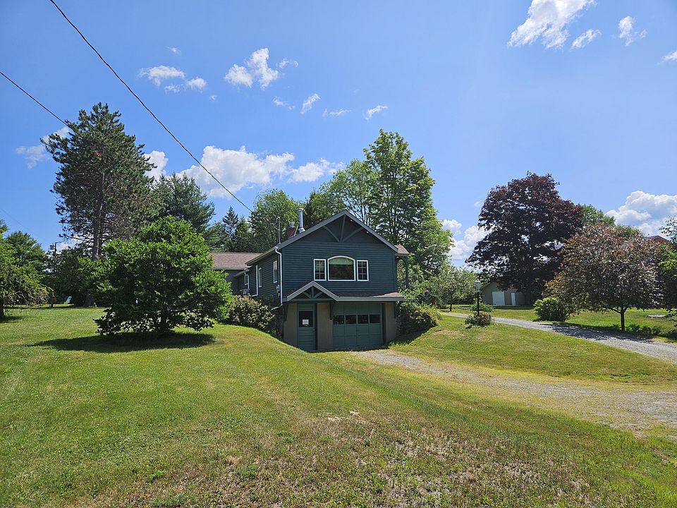 1st image of 626 College Avenue