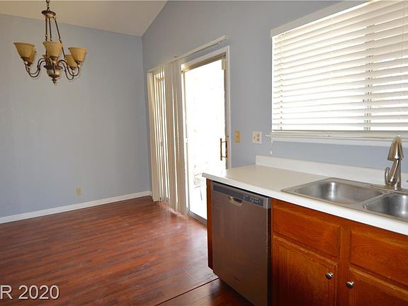 5th image of 4501 Bristol Manor Dr