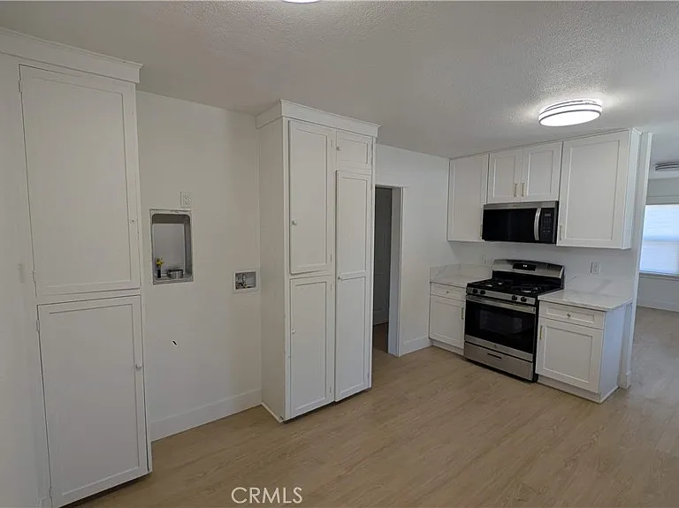 1857 E Victoria Ave — Photo 4