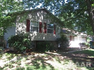 216 Eagle Dr, Green Valley, IL