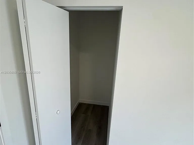 2030 SW 3rd Ave #1 — Photo 5