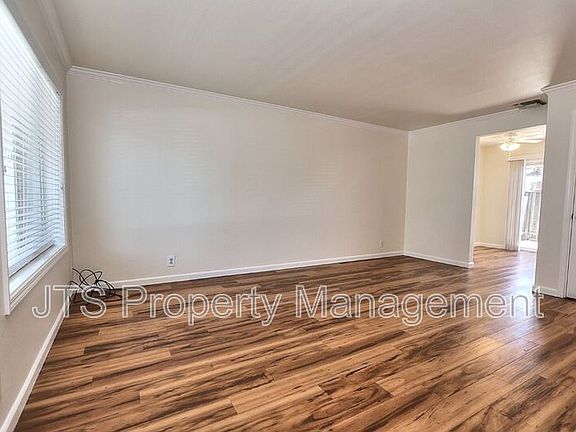 4th image of 2515 Merrychase Dr APT S