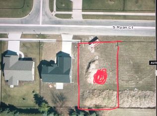 2198 S Ryan Ct, Bay City, MI 48706