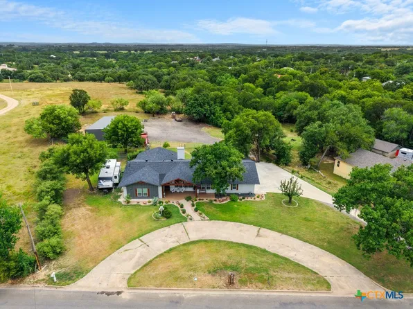 1806 Bridge St, Gatesville, TX 76528