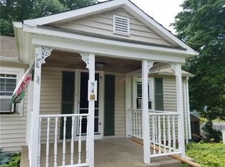 4 Congdon St, Coventry, RI 02816