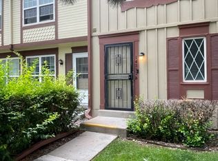 14232 E Hawaii Cir UNIT B, Aurora, CO 80012