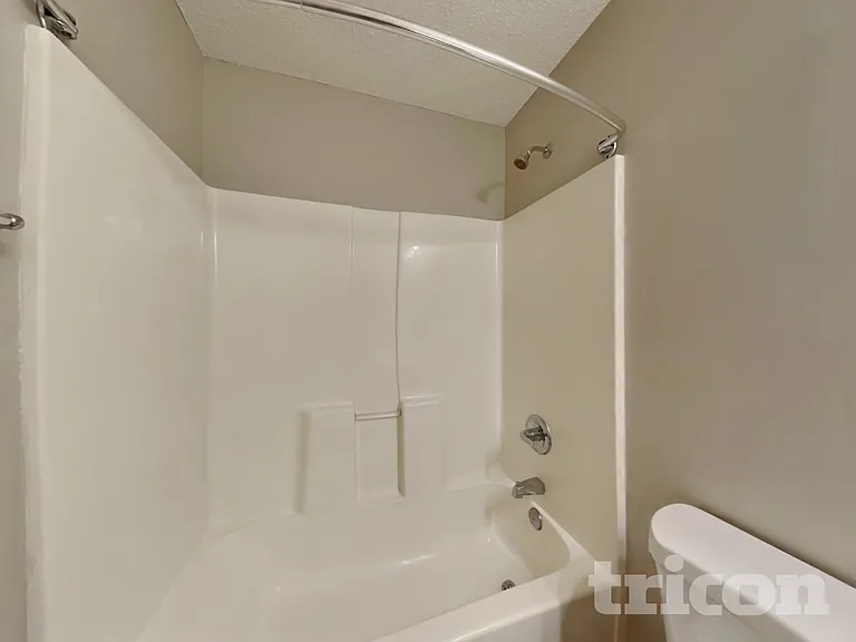 1709 Fern Hill Dr — Photo 16