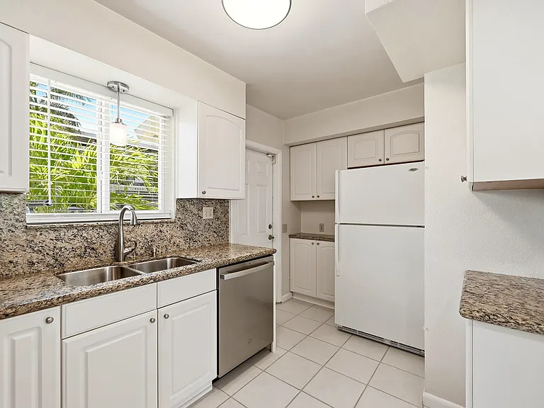 4454 W Tradewinds Ave — Photo 13