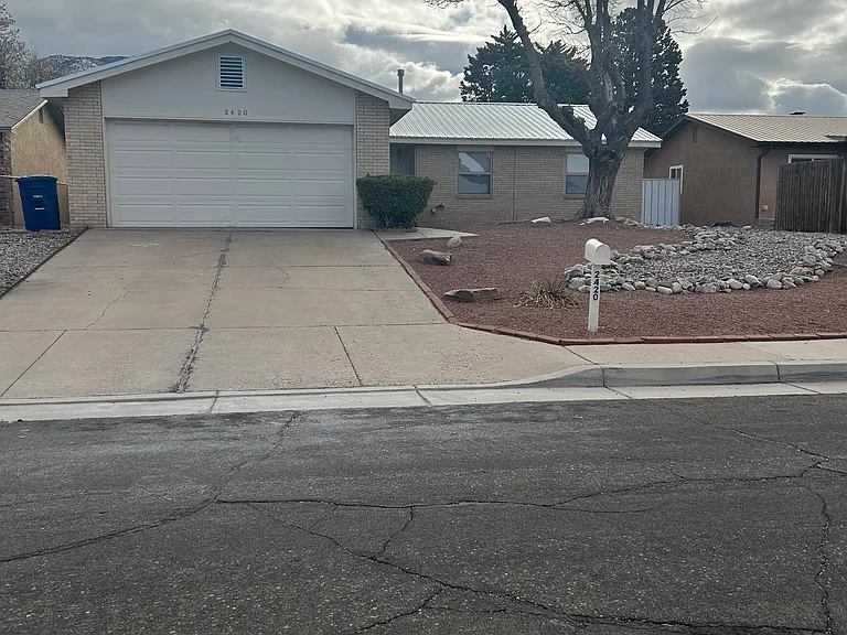 Street view of this house!