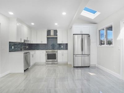 295 W 14th St, Deer Park, NY, 11729