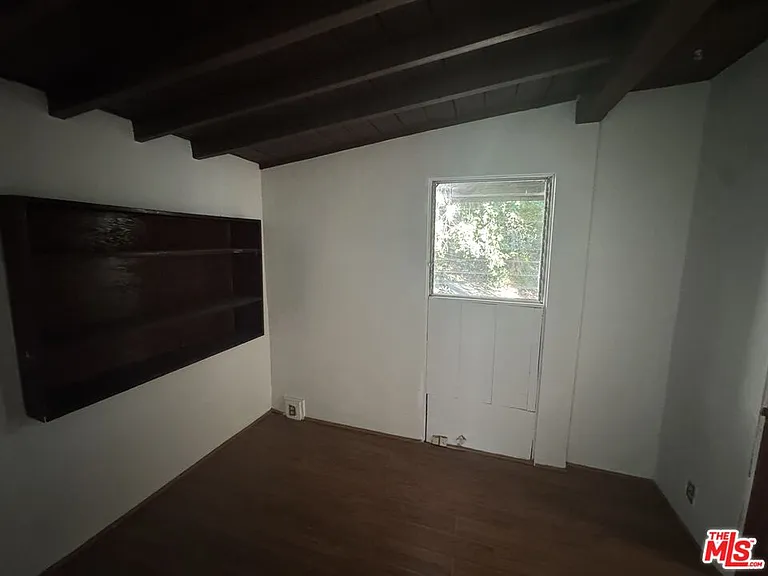825 N Beverly Glen Blvd — Photo 18