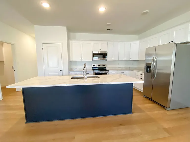 119 Oak Ave — Photo 8