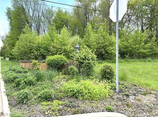 Winding Way, Brecksville, OH