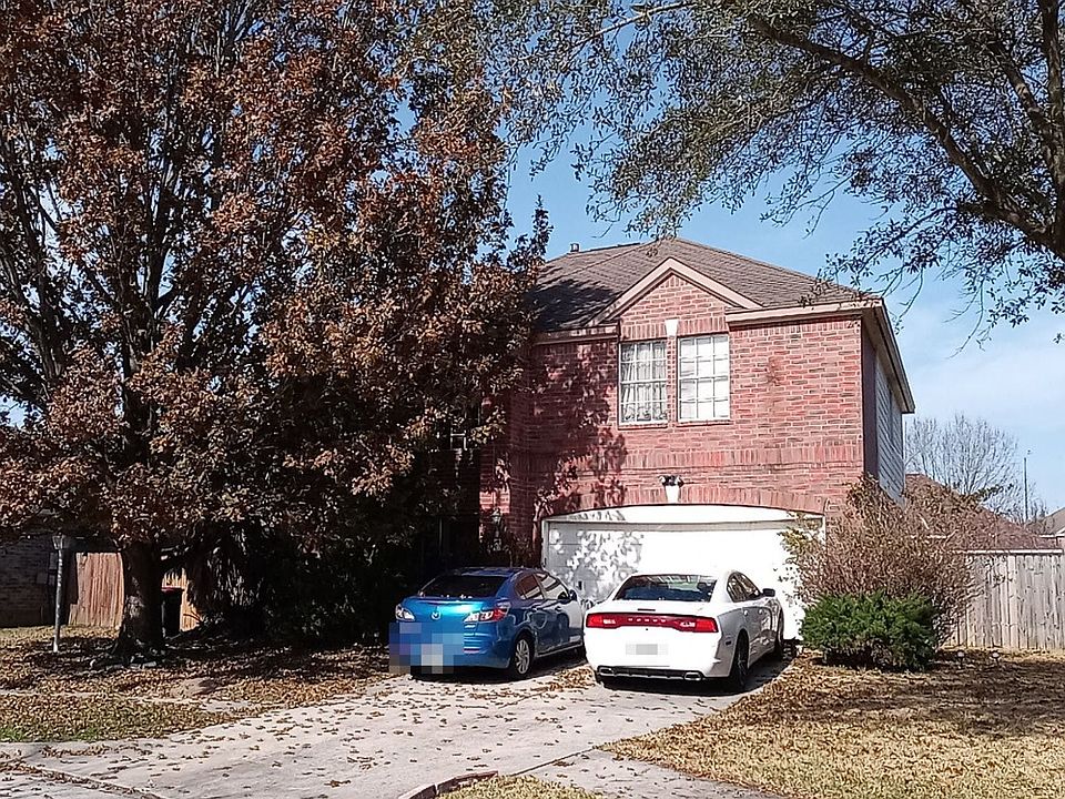 2nd image of 4606 Silver Fox Dr