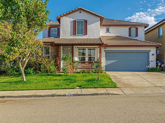 2nd image of 4332 Club Vista Dr