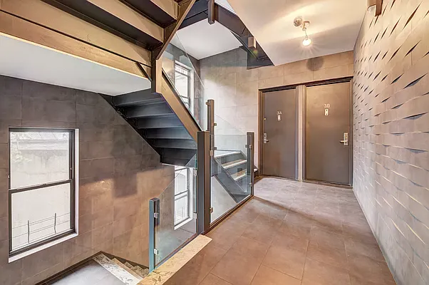 Rented by REAL New York | media 14