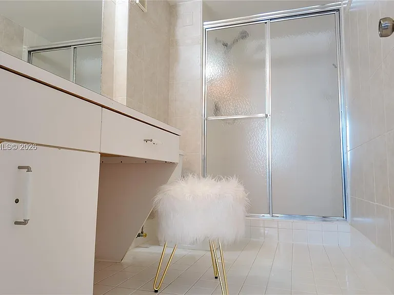2236 N Cypress Bend Dr #207 — Photo 12