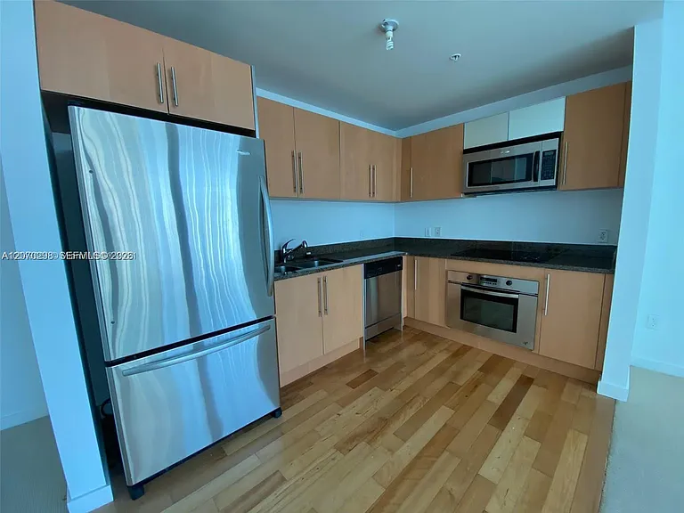 300 Biscayne Blvd #2503 — Photo 9