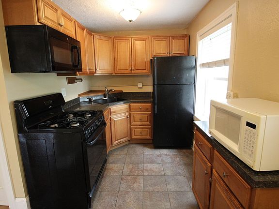 5th image of 526 S York St #D