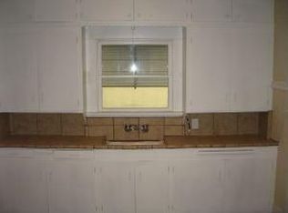 2124 Chestnut St, Selma, CA 93662