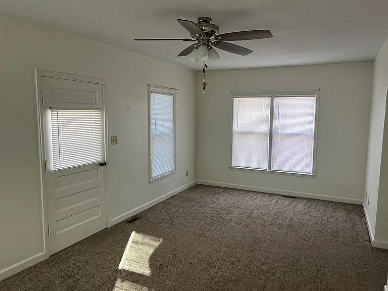 603 2nd Ave — Photo 3