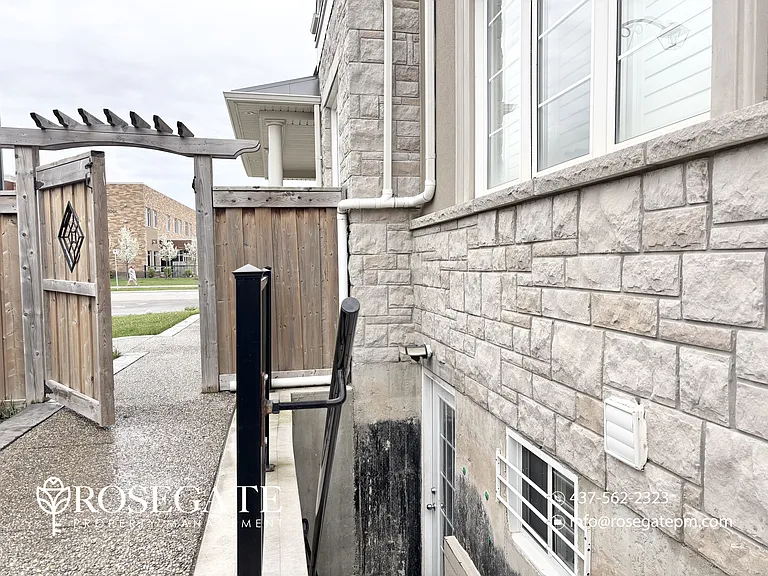 153 Whitlock Ave — Photo 12