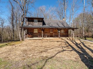 904 Dry Valley Rd, Townsend, TN 37882