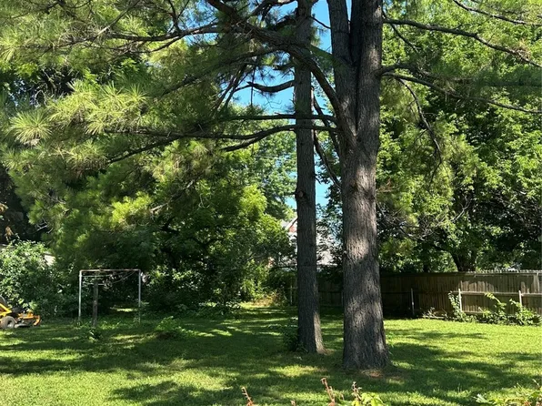 N Dunlap St, Cleveland, OK 74020