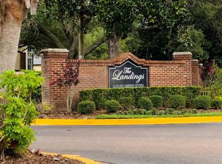 10024 Strafford Oak Ct APT 822, Tampa, FL 33624