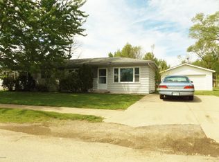 312 W Michigan Ave, White Pigeon, MI 49099