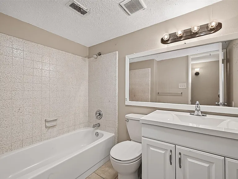 7410 La Granada Dr — Photo 26