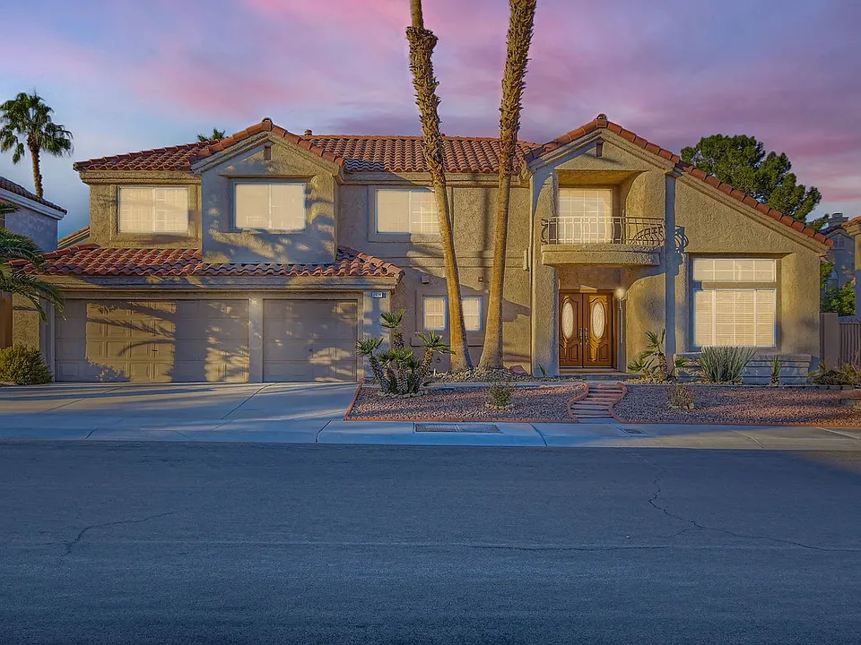 7624 Desert Largo Ave