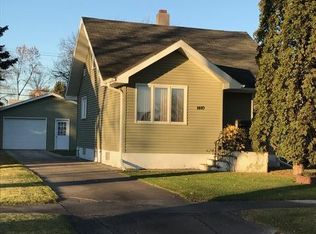 1410 1st Ave N, Grand Forks, ND 58203