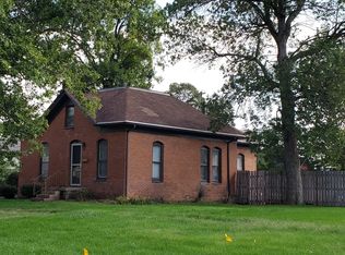 309 E 4th St, Wayne, NE 68787