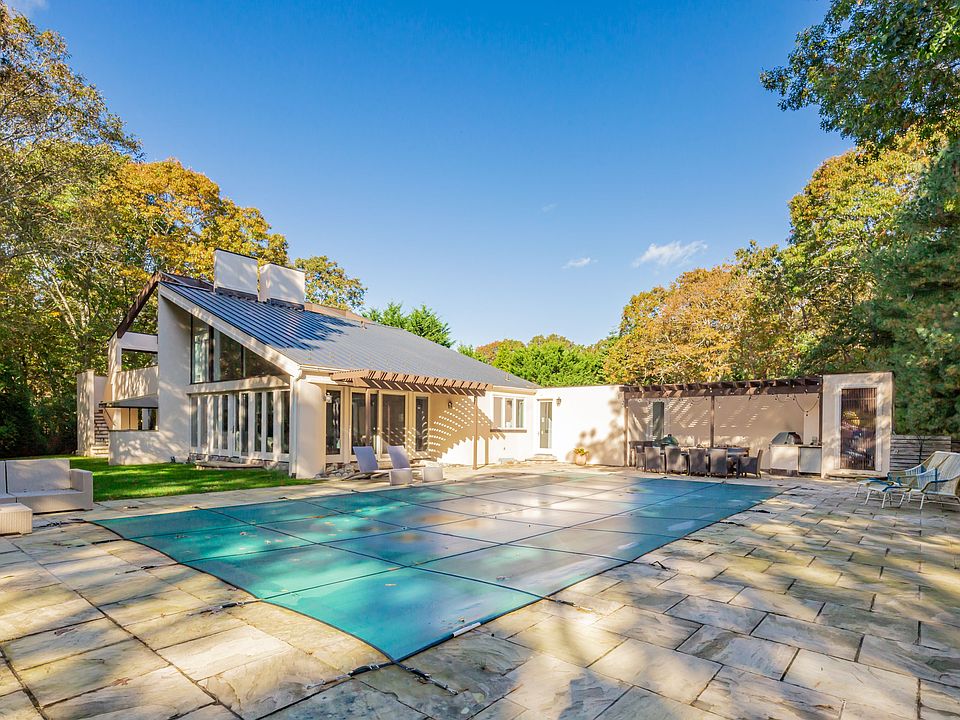 1st image of 5 Glen Oak Ct