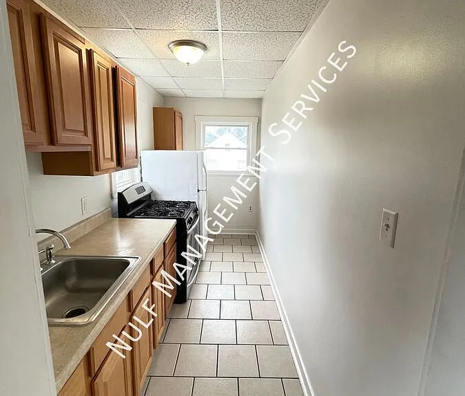 318 Saline St #2 — Photo 7