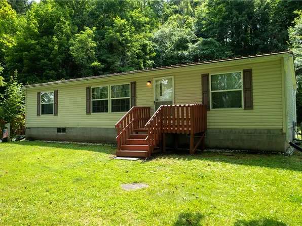 6638 Blue Cut Rd, Newark, NY 14513