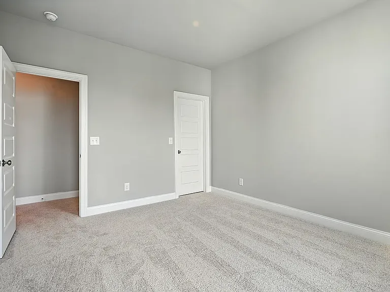 1232 S Person St #201 — Photo 24