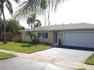 128 Winged Foot Ln, Boca Raton, FL 33431