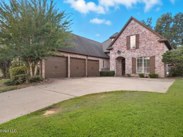 422 Summerville Dr, Madison, MS 39110
