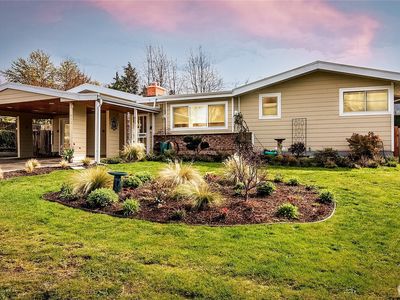 611 SW 183rd Street, Normandy Park, WA, 98166