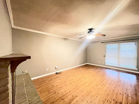 4th image of 525 Cumberland Dr