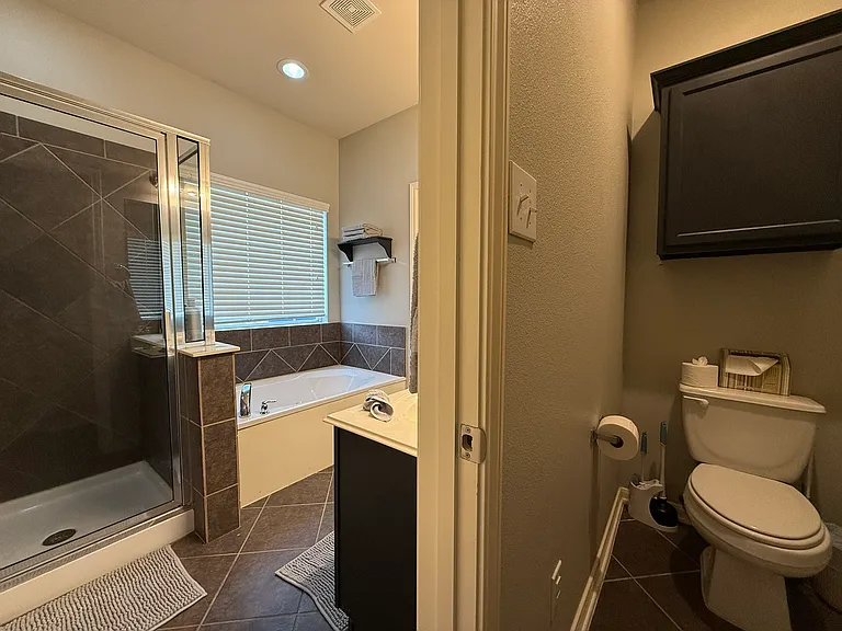 5639 Southern Knl — Photo 11