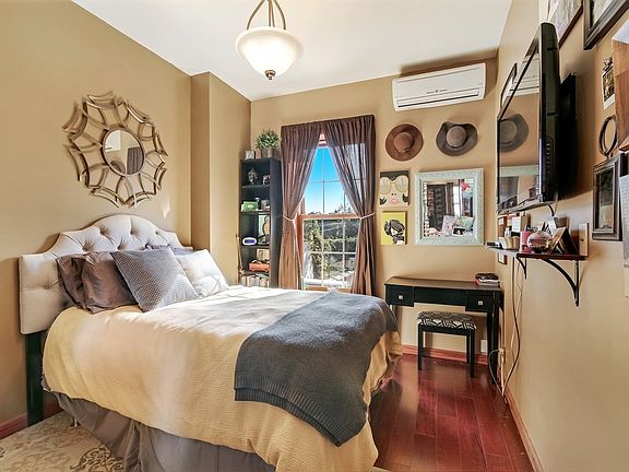 4th image of 82 Church Ave #3