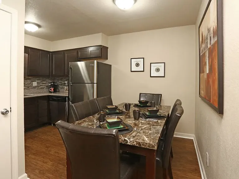 Preston Square Apartments - Now Offering $200 Off Move-In Costs! — Photo 9