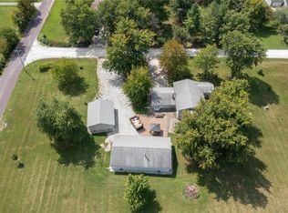 9 Brookview Ln, Moscow Mills, MO 63362