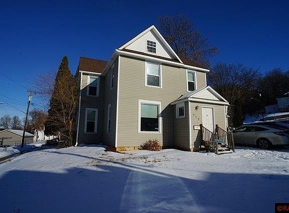 2nd image of 518 E Hickory St