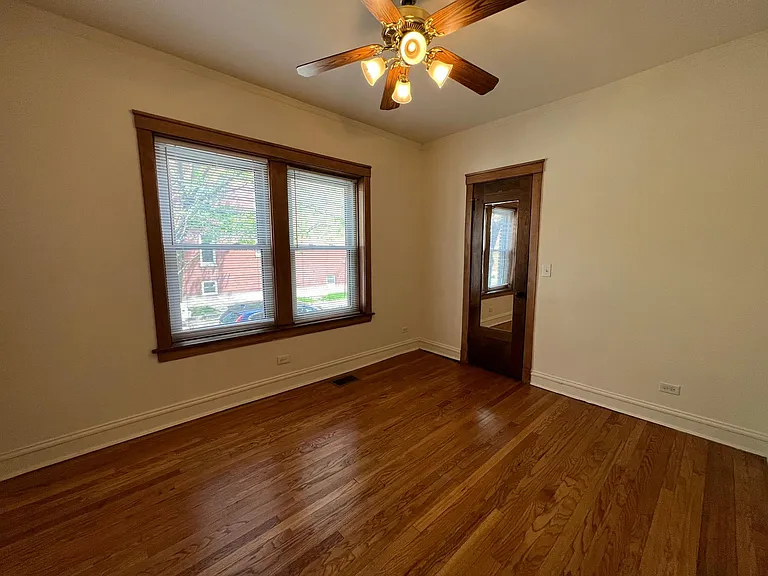 1535 West Addison — Photo 98