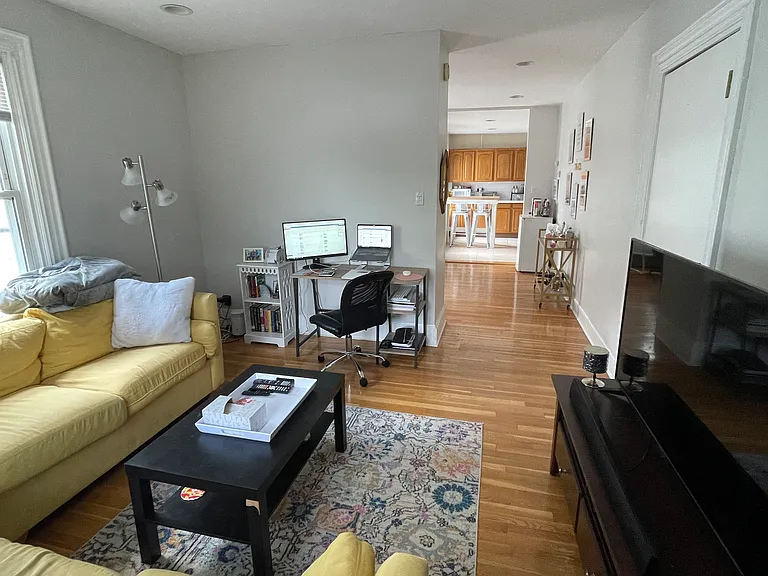 21 Lothrop St #1 — Photo 2