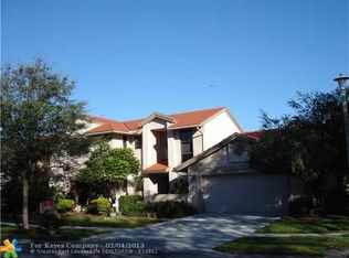 10701 NW 18th Dr, Plantation, FL 33322